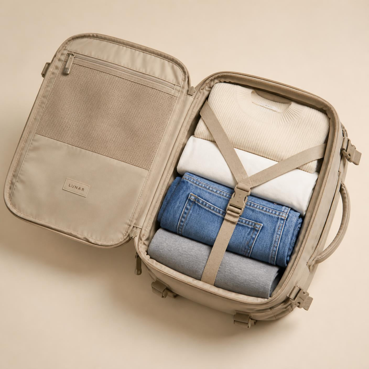 Main compartment, packed and compressed